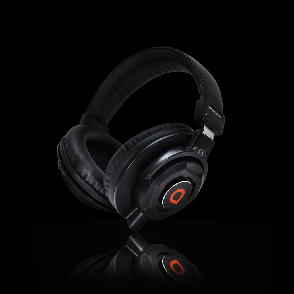 Artesia-AMH-122-Studio Headphones