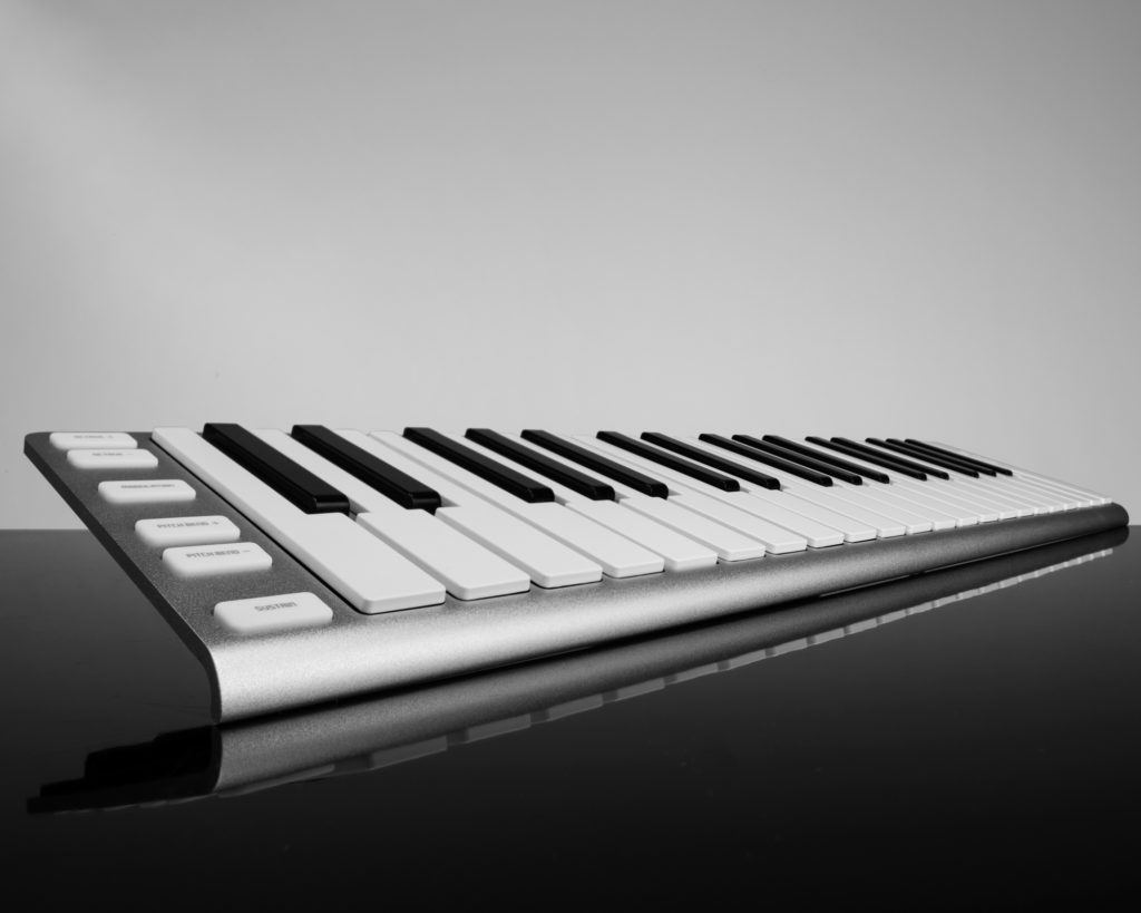 XKey 37 Midi Controller