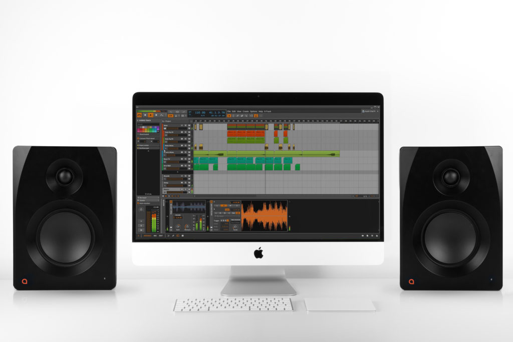 Artesia M-300 Speaker